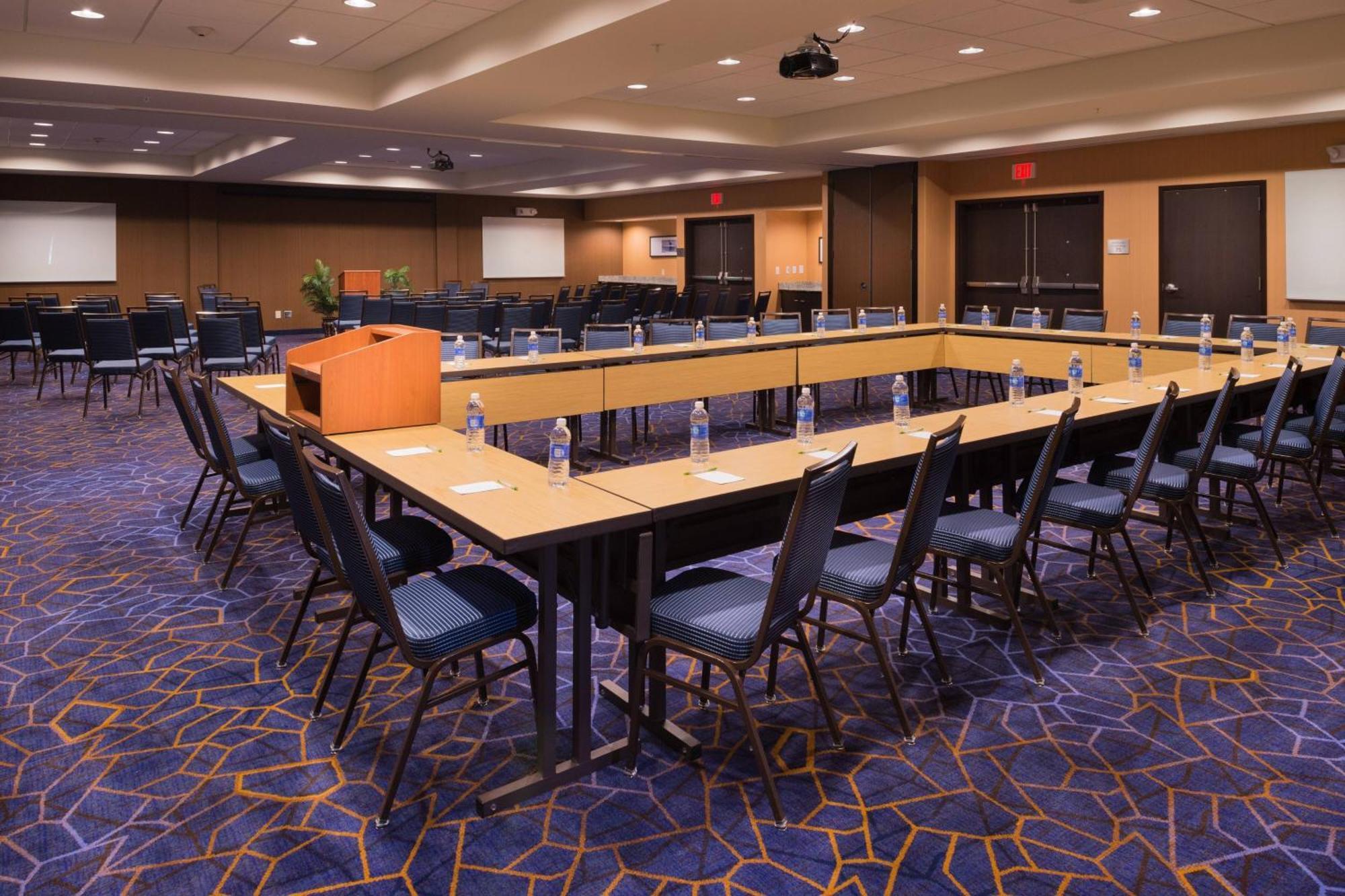 Courtyard By Marriott Hot Springs Exterior foto