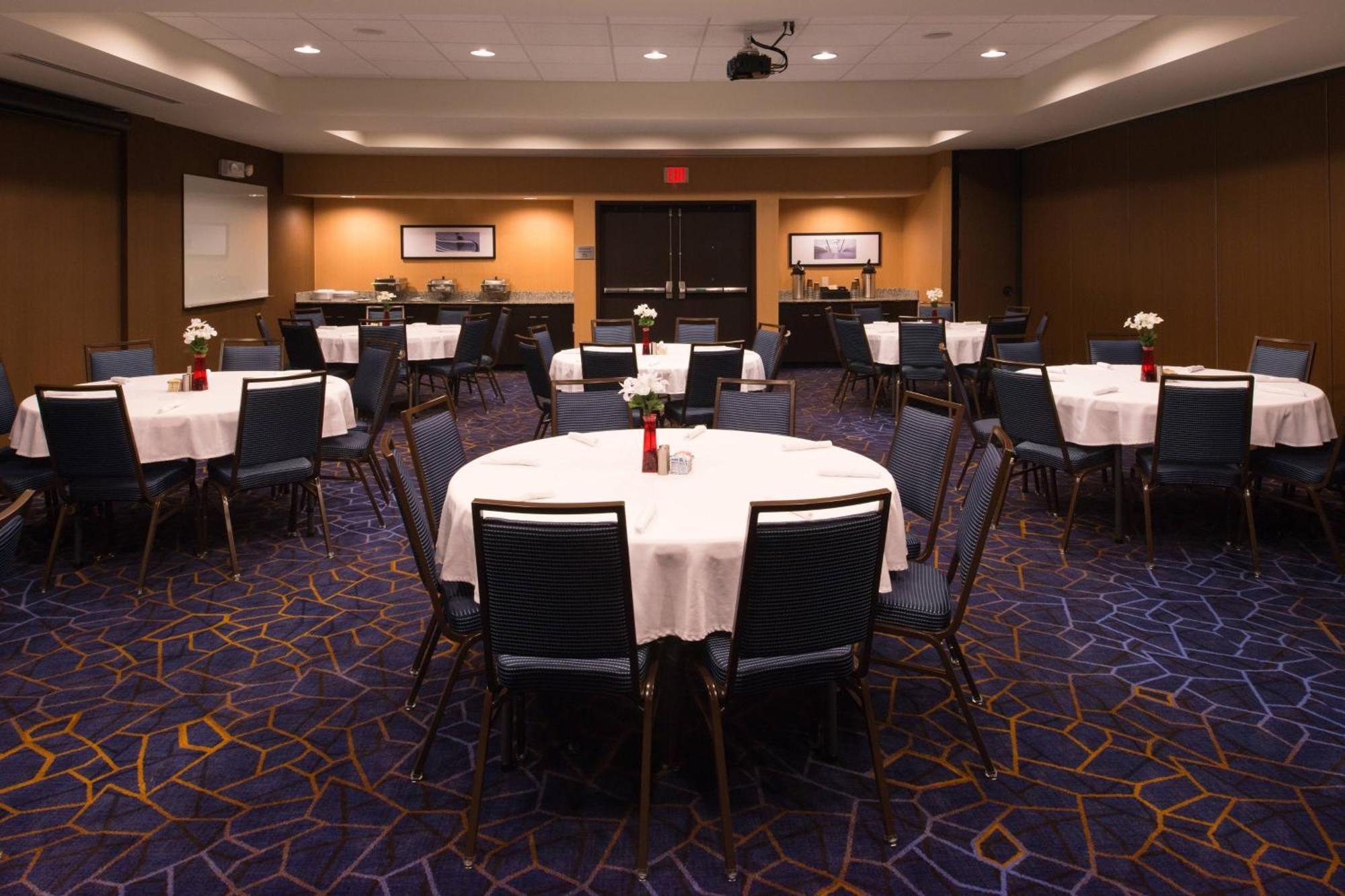 Courtyard By Marriott Hot Springs Exterior foto